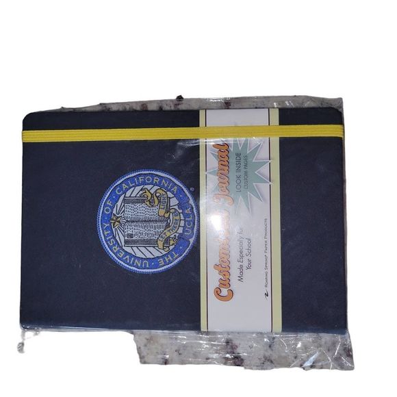 University of California UCLA Custom Pages Journal Officially Licensed - Picture 5 of 6